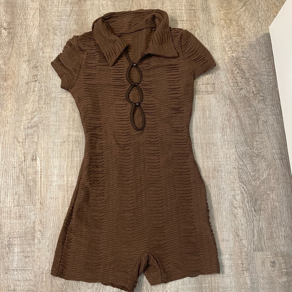 Shein Cutout Button Front Textured Romper Size XS